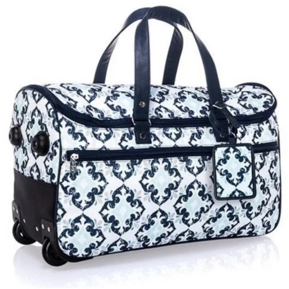 Rolling duffle bag by Thirty One